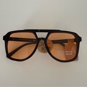 NEW Frye and Co Retro Navigator Aviator Sunglasses